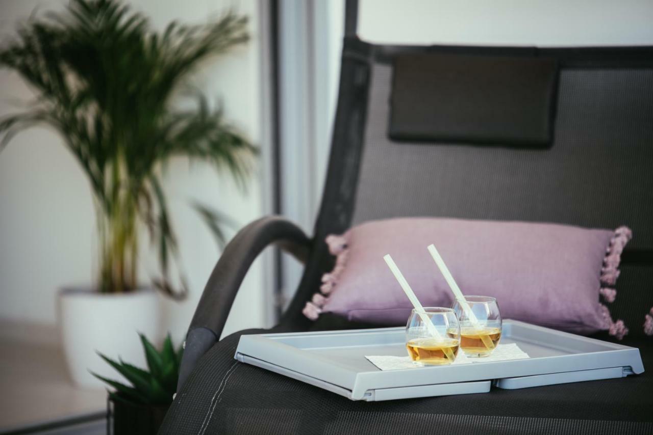 Unique Luxury Designers Apartment Right Next To The Beach Sukošan Exterior foto